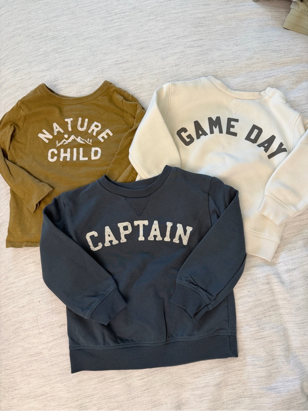Kids Captain Graphic Sweatshirt - Navy